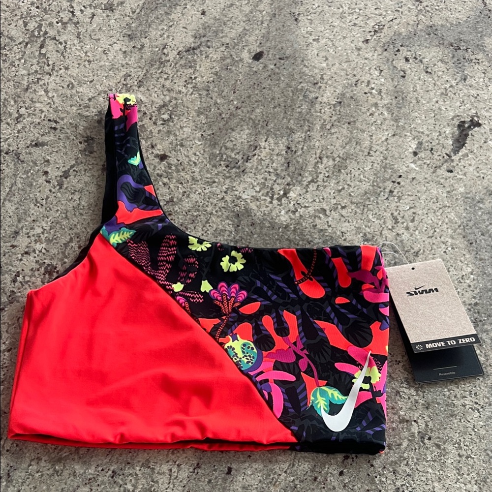 Nike Women's One-Shoulder Reversible Bikini Top